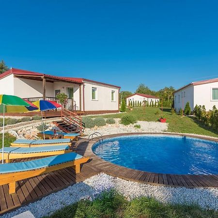 Holiday Park Village Jelovci Kringa المظهر الخارجي الصورة