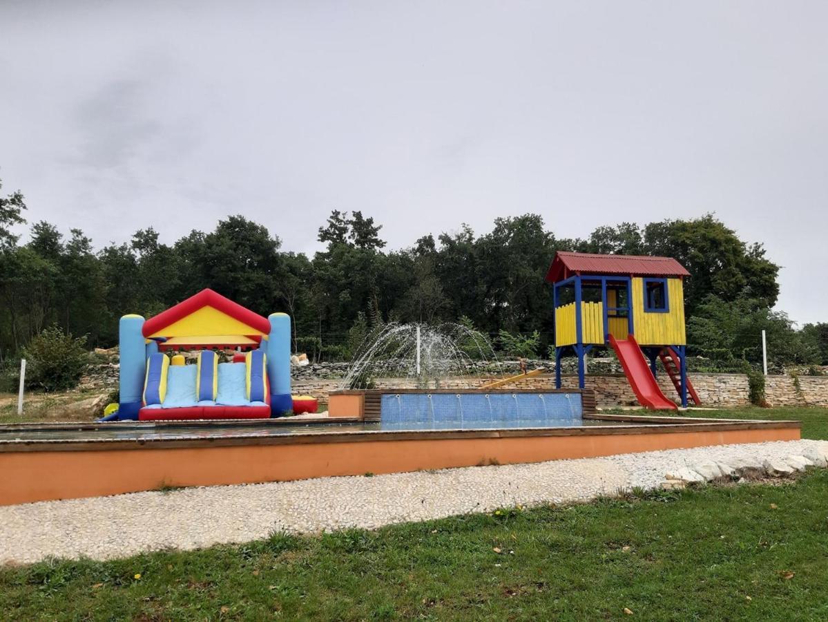 Holiday Park Village Jelovci Kringa الغرفة الصورة