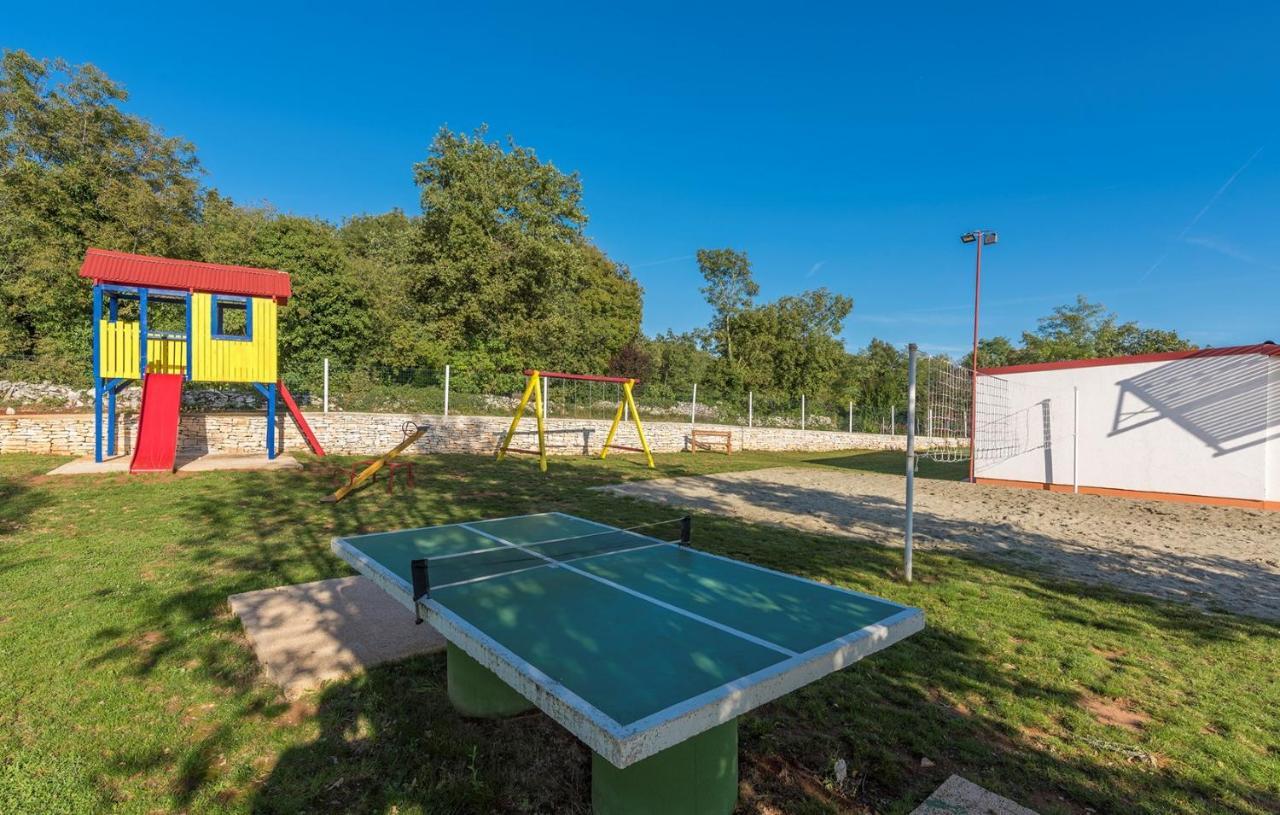 Holiday Park Village Jelovci Kringa المظهر الخارجي الصورة