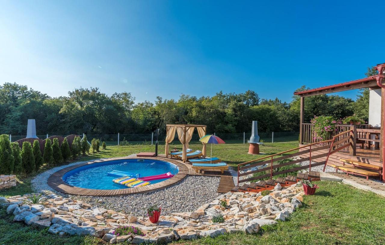 Holiday Park Village Jelovci Kringa المظهر الخارجي الصورة