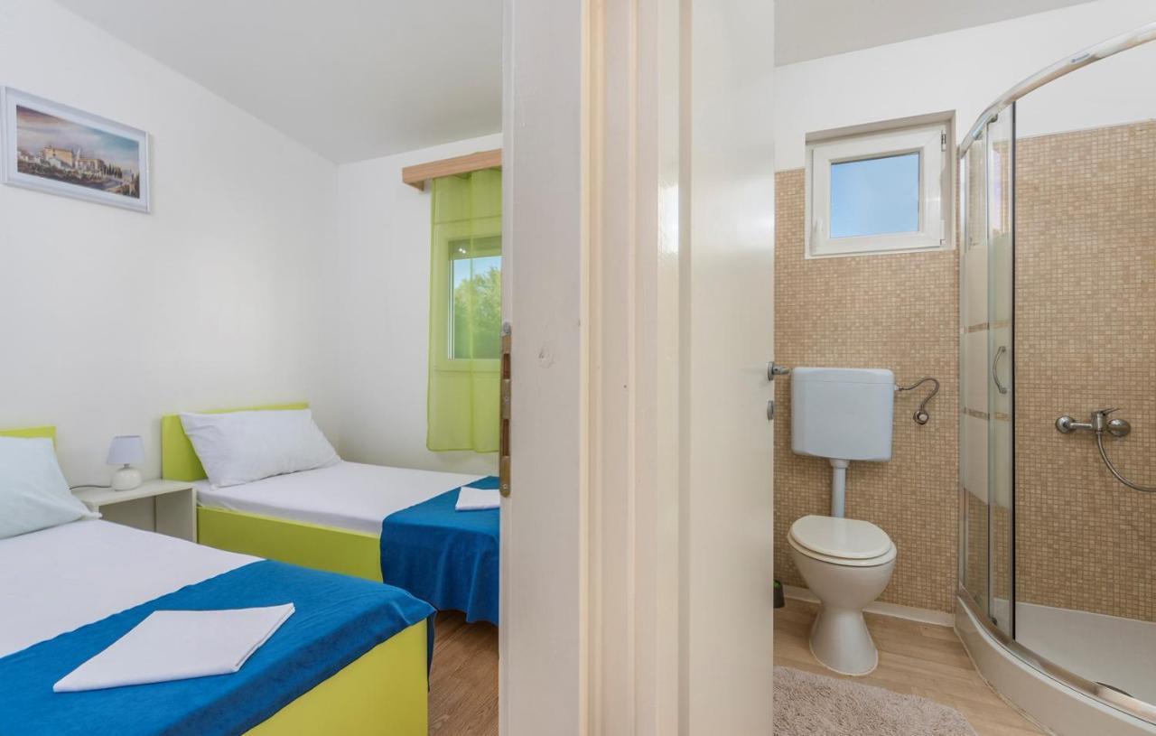 Holiday Park Village Jelovci Kringa المظهر الخارجي الصورة