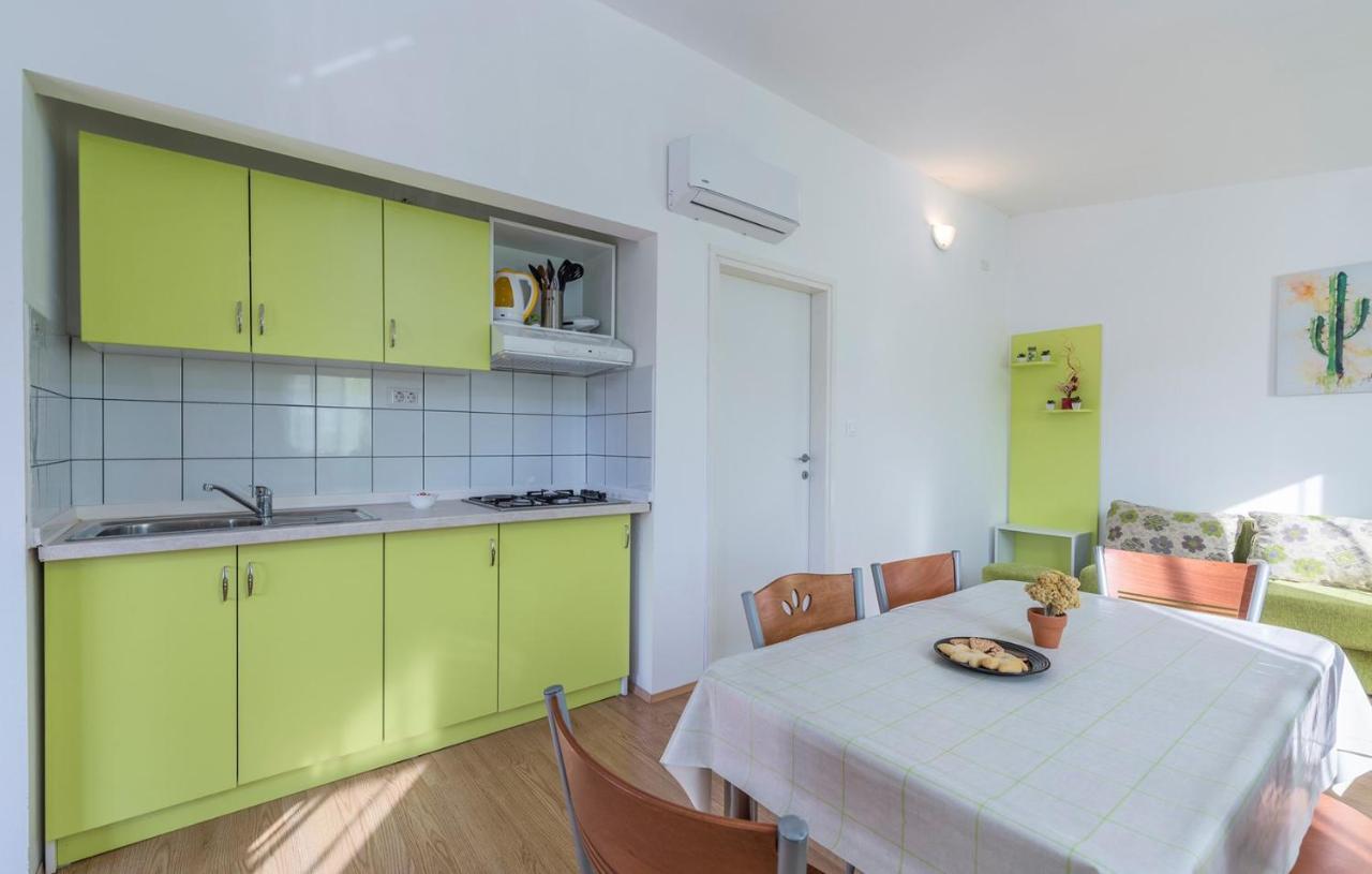 Holiday Park Village Jelovci Kringa المظهر الخارجي الصورة
