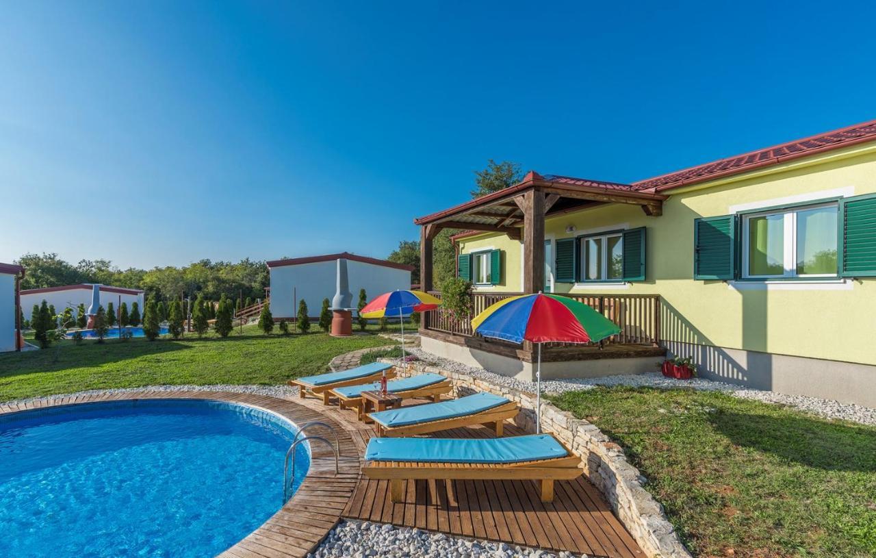 Holiday Park Village Jelovci Kringa المظهر الخارجي الصورة