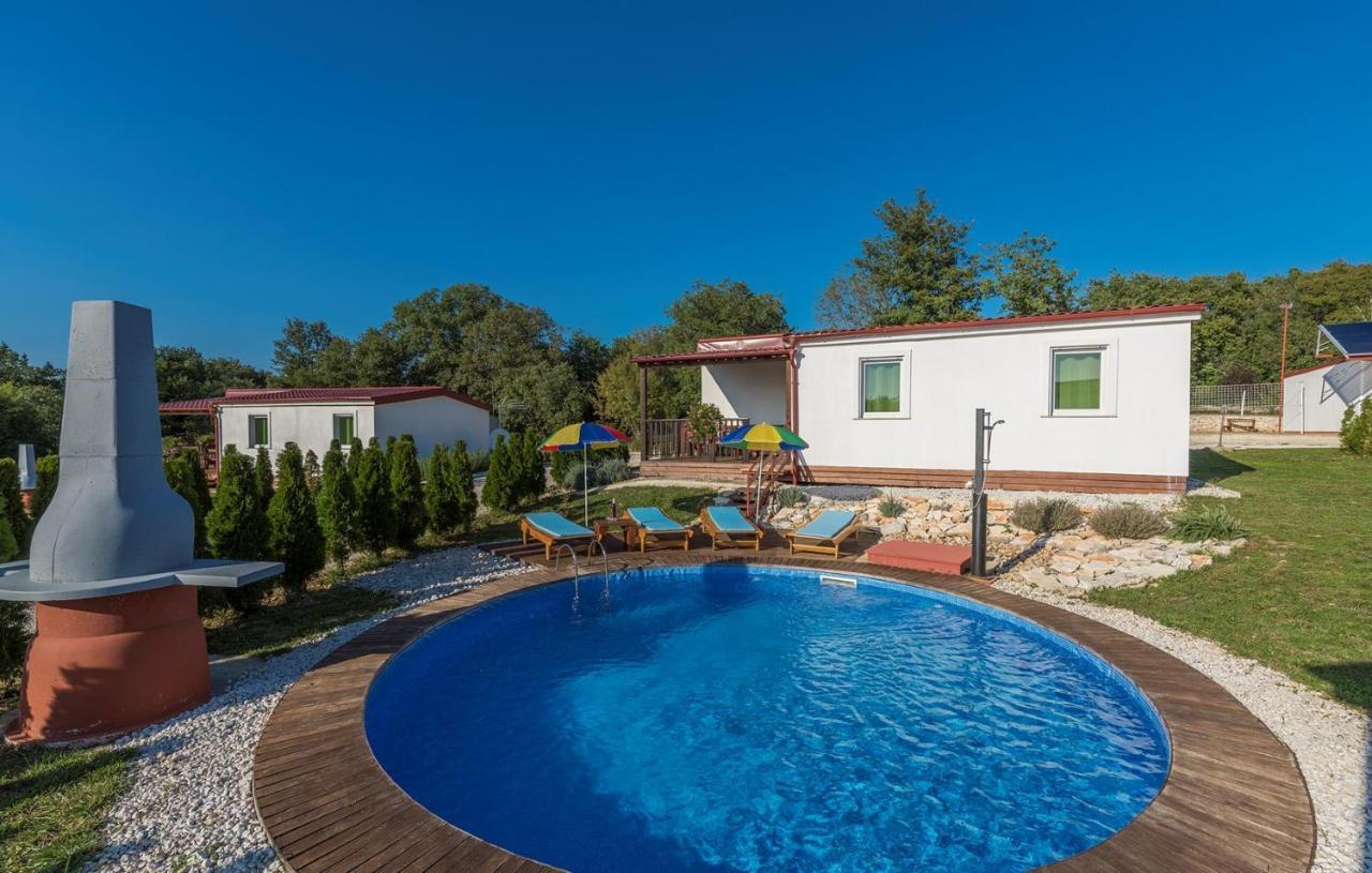 Holiday Park Village Jelovci Kringa المظهر الخارجي الصورة